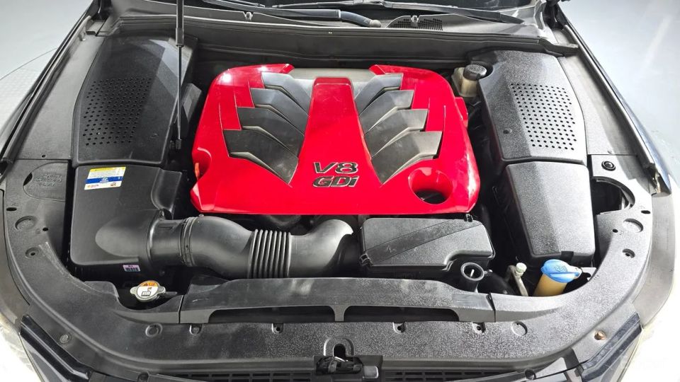 Hyundai Genesis