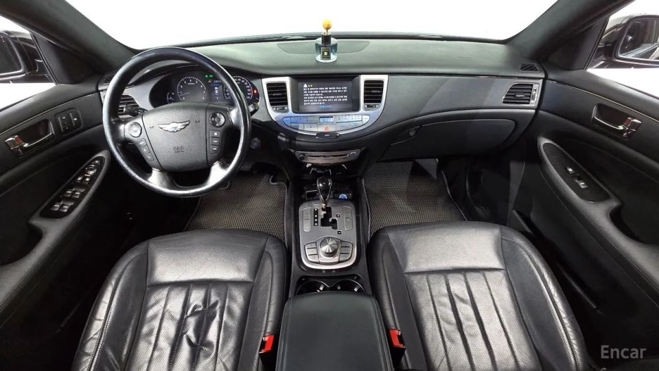 Hyundai Genesis
