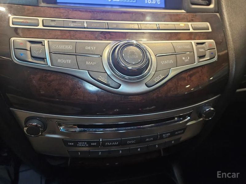 Infiniti JX