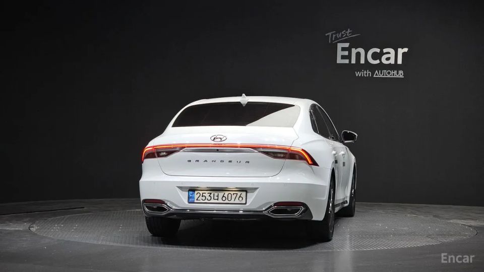 Hyundai Grandeur