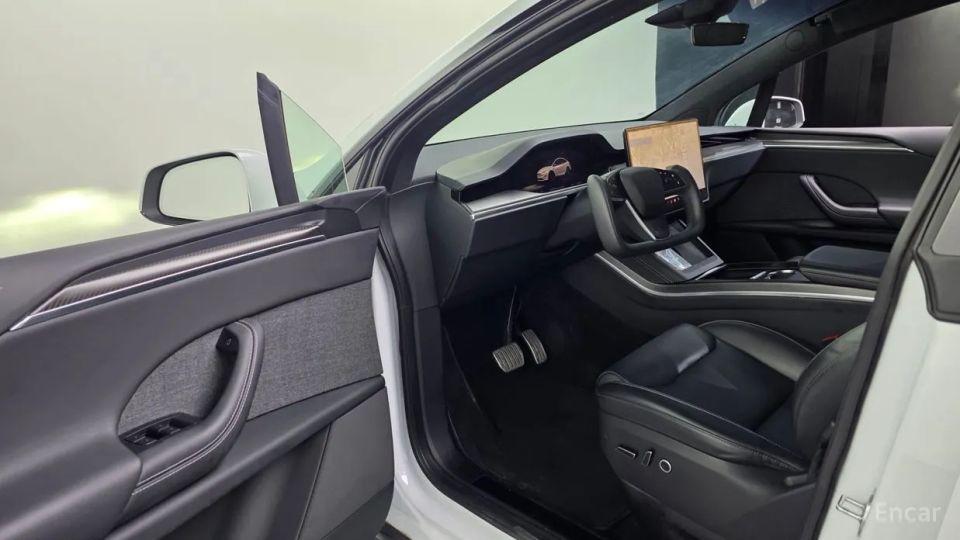 Tesla model-x