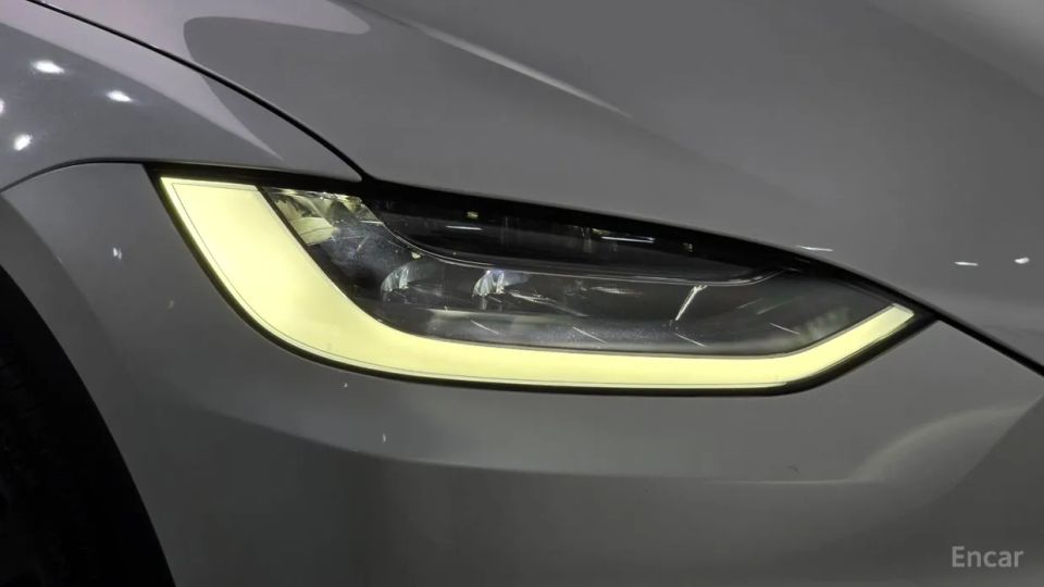 Tesla model-x