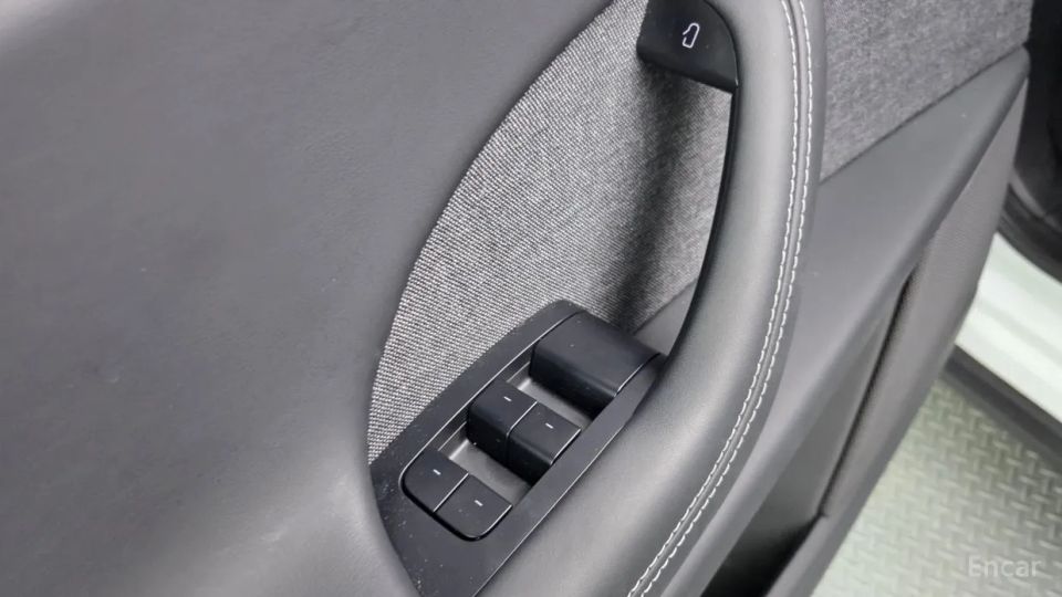 Tesla model-x