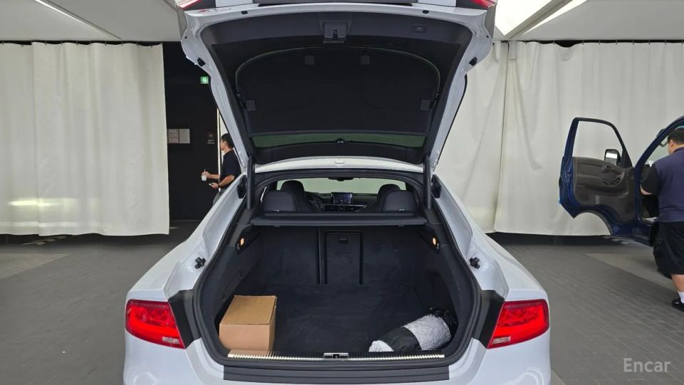 Audi S7