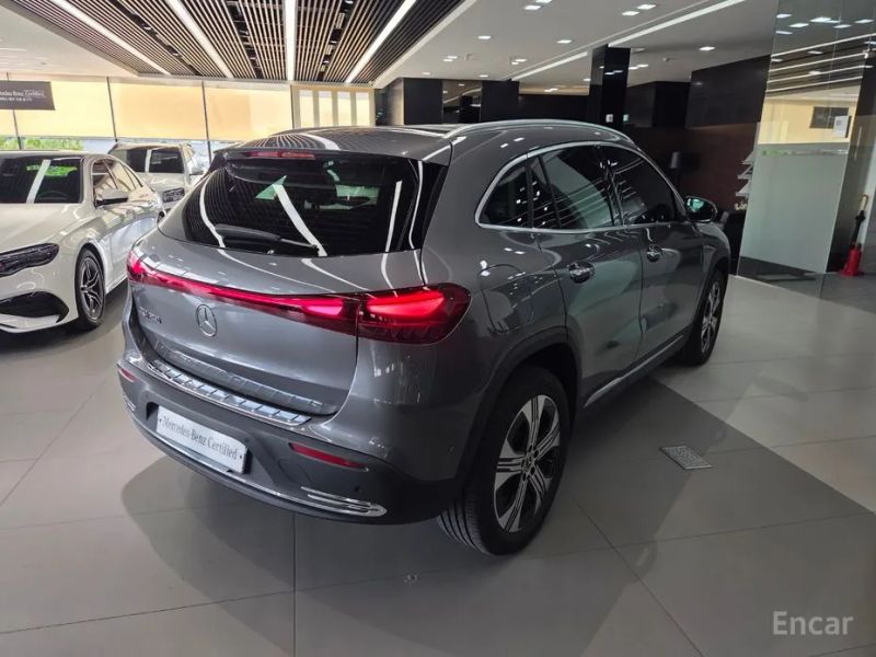 Mercedes-Benz EQA