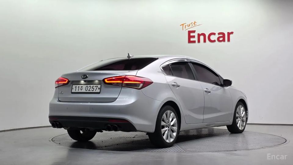 Kia K3
