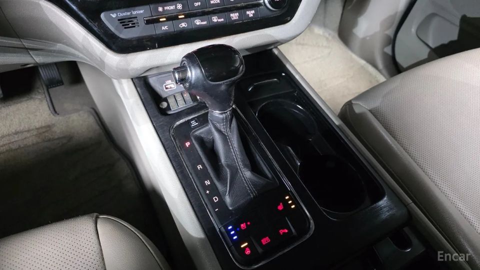 Kia Canival