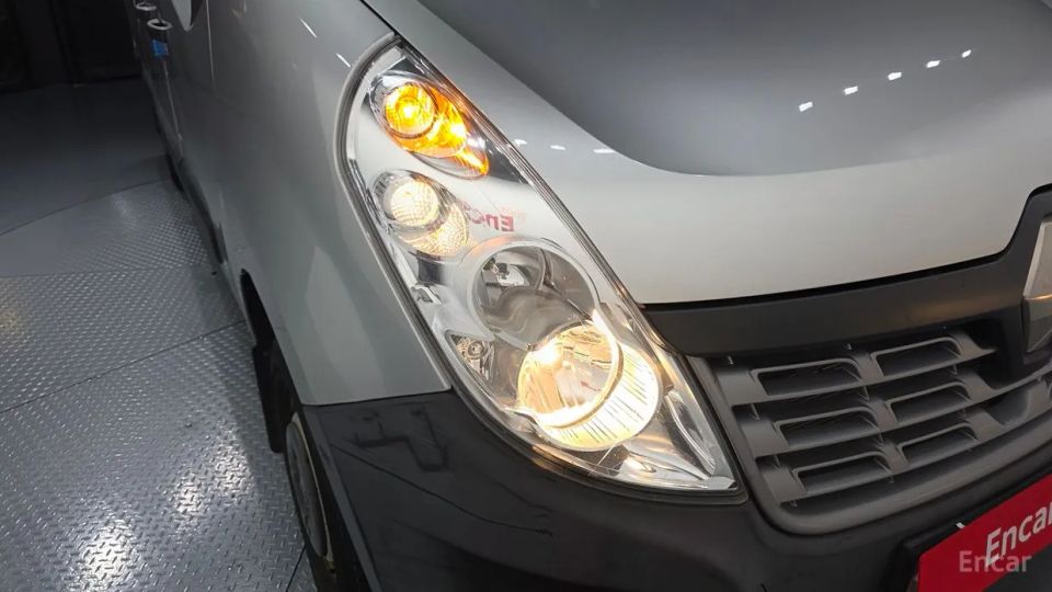Renault-KoreaSamsung Master