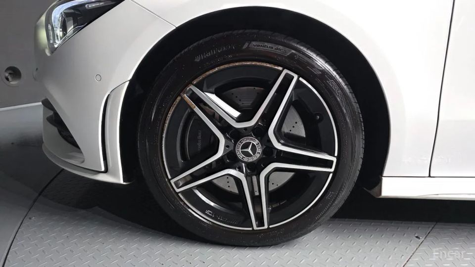 Mercedes-Benz CLA-Class