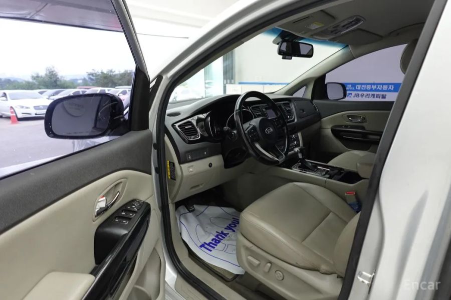 Kia Canival