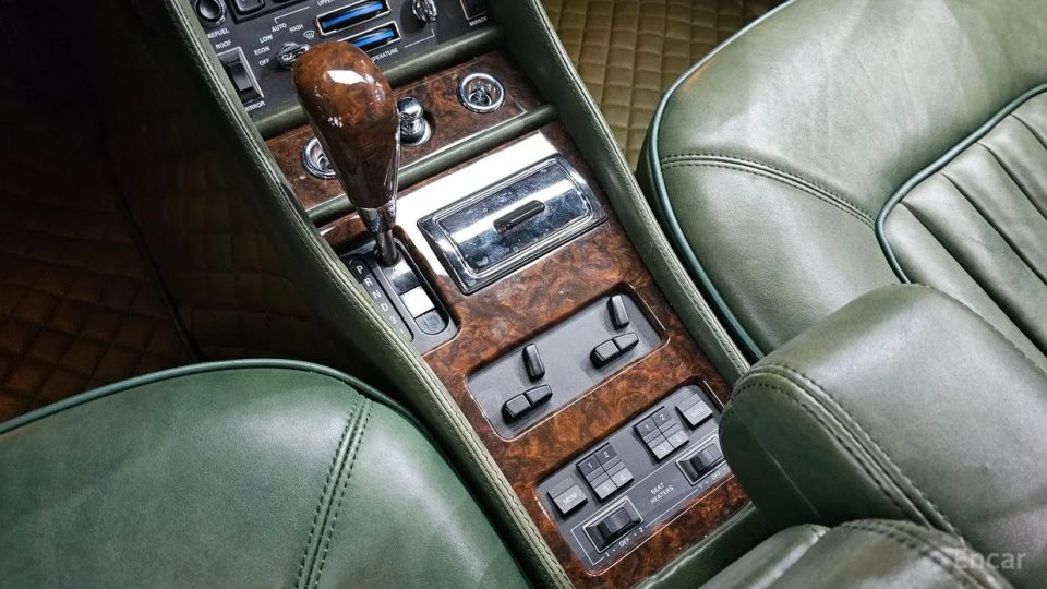 Bentley Brooklands