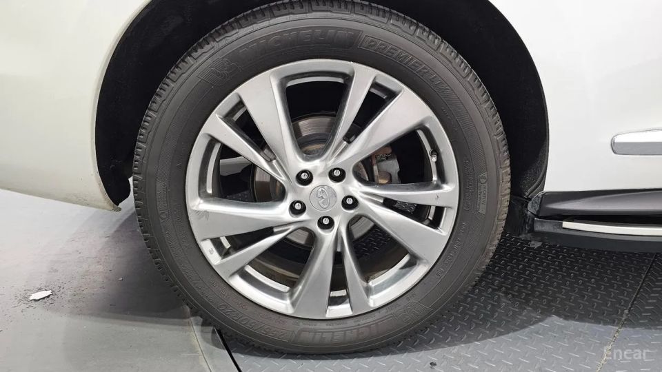 Infiniti QX60