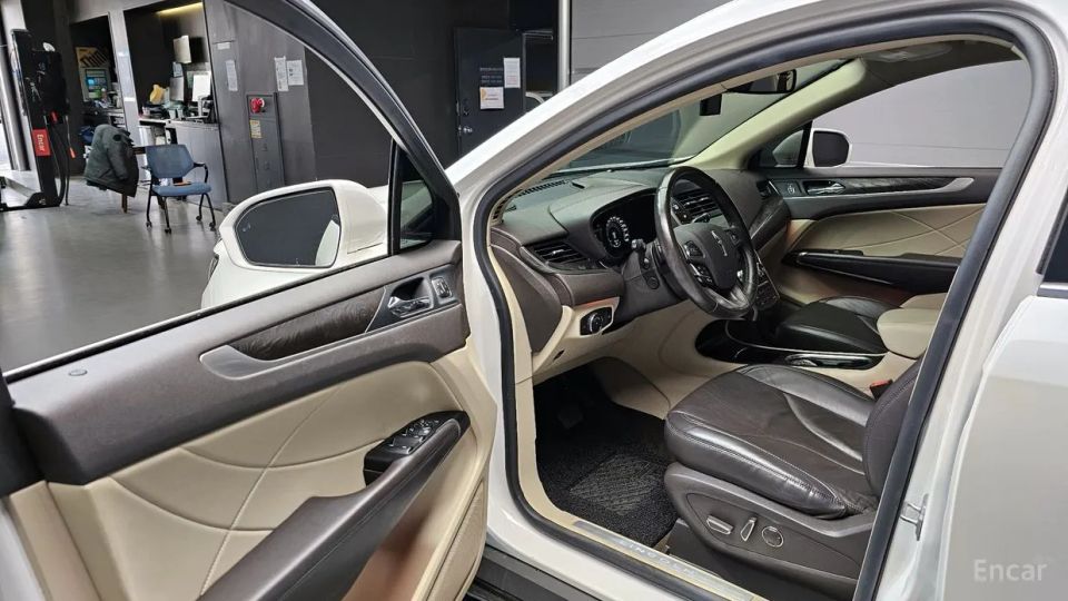 Lincoln MKC