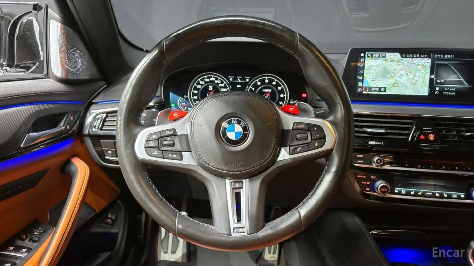 BMW M5