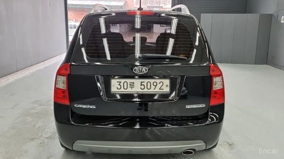 Kia Carens