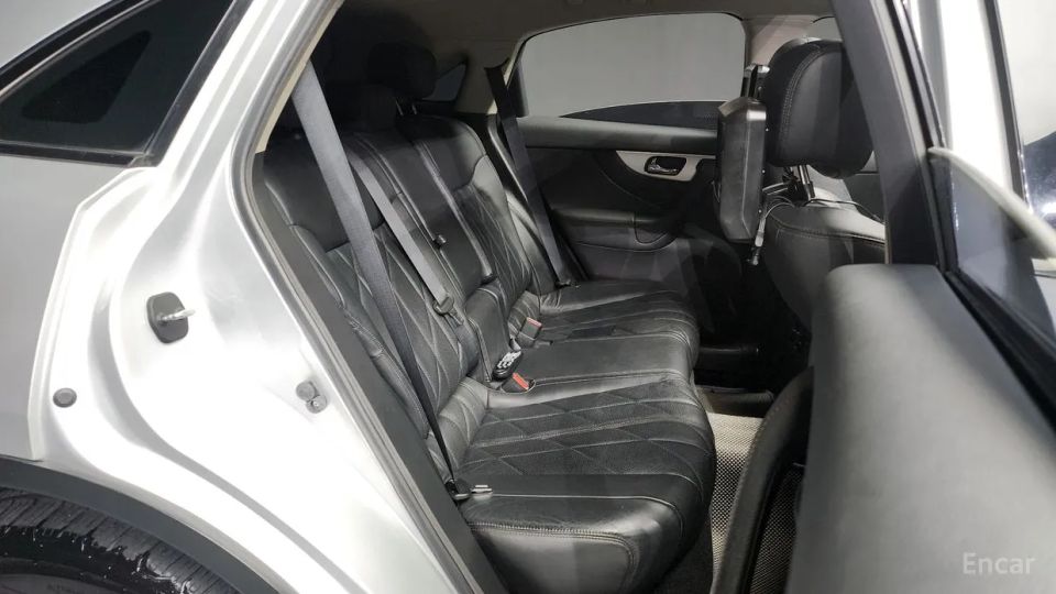 Infiniti FX