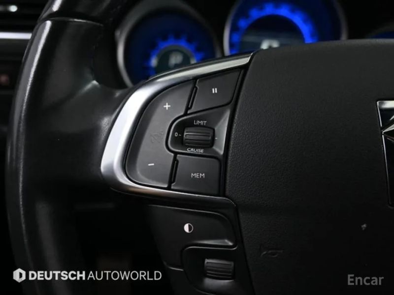Citroen-DS DS4