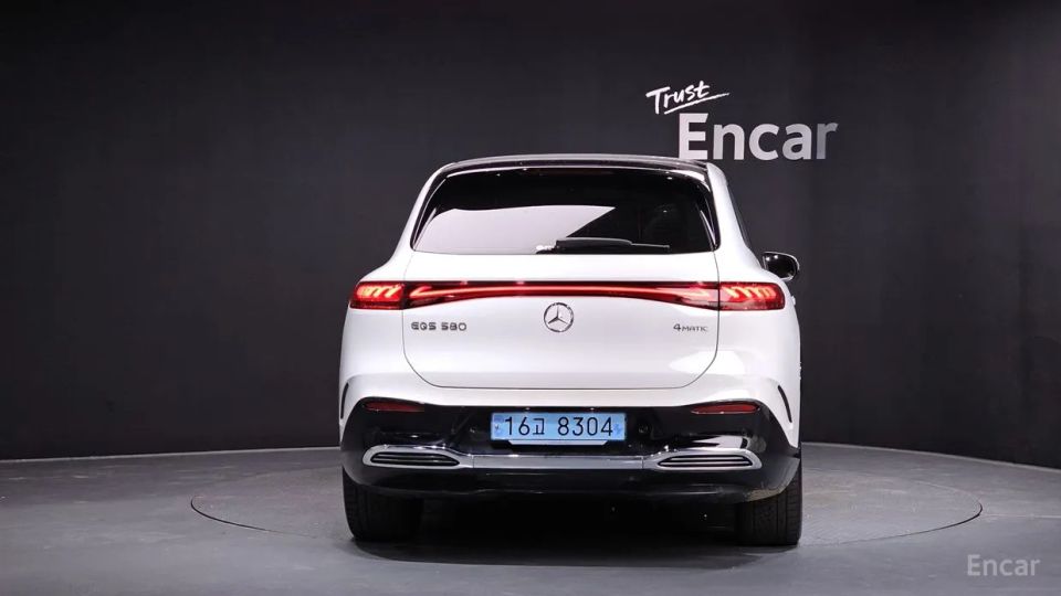 Mercedes-Benz EQS