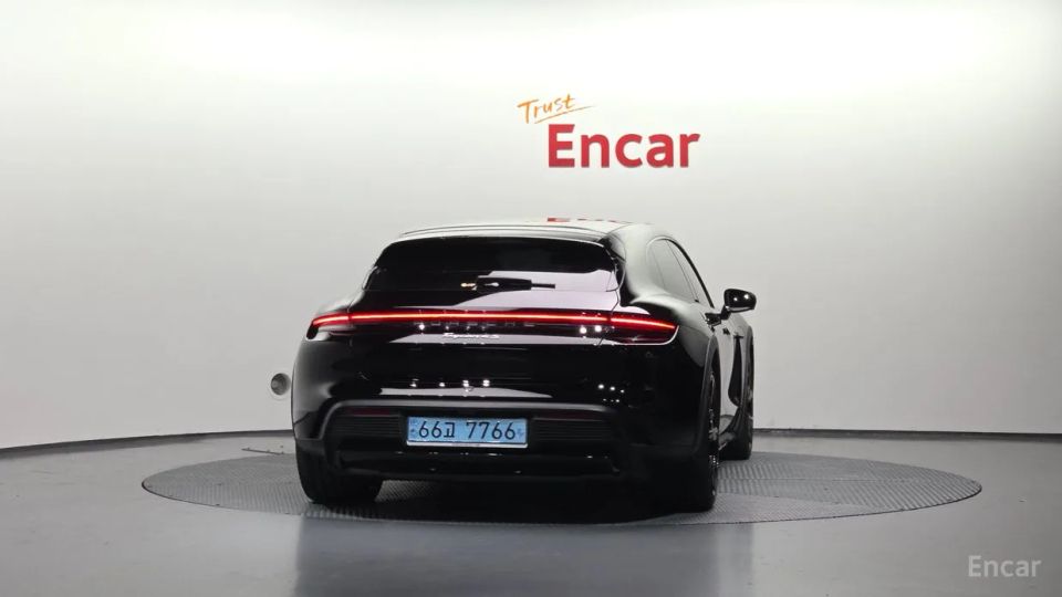 Porsche Taycan