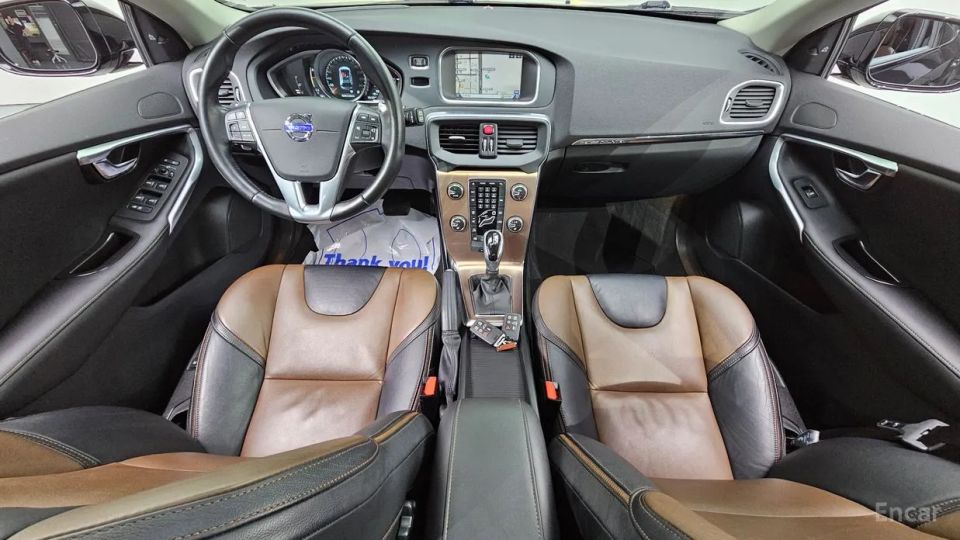 Volvo V40