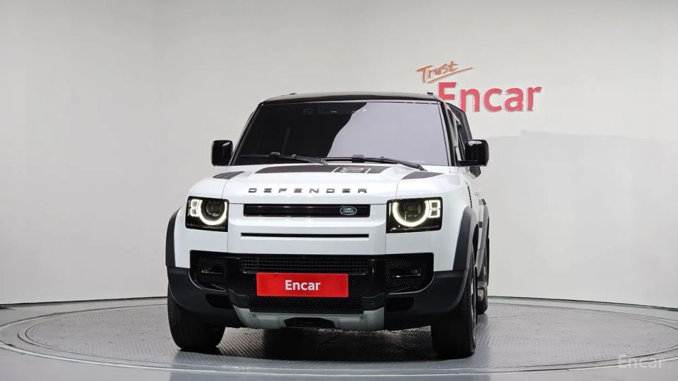 Land Rover Defender