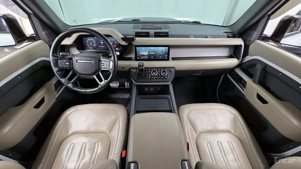 Land Rover Defender