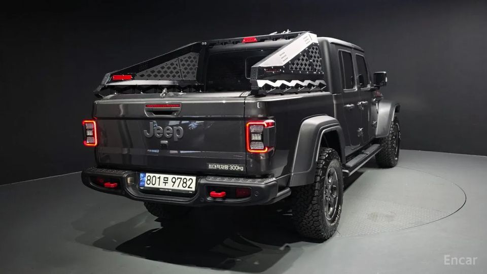 Jeep gladiator