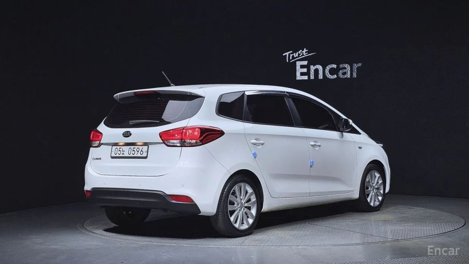 Kia Carens