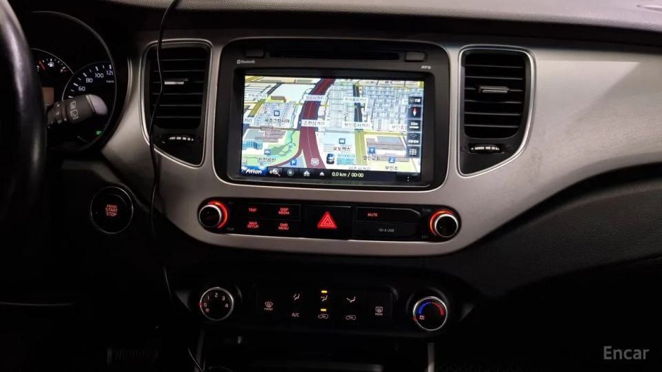 Kia Carens