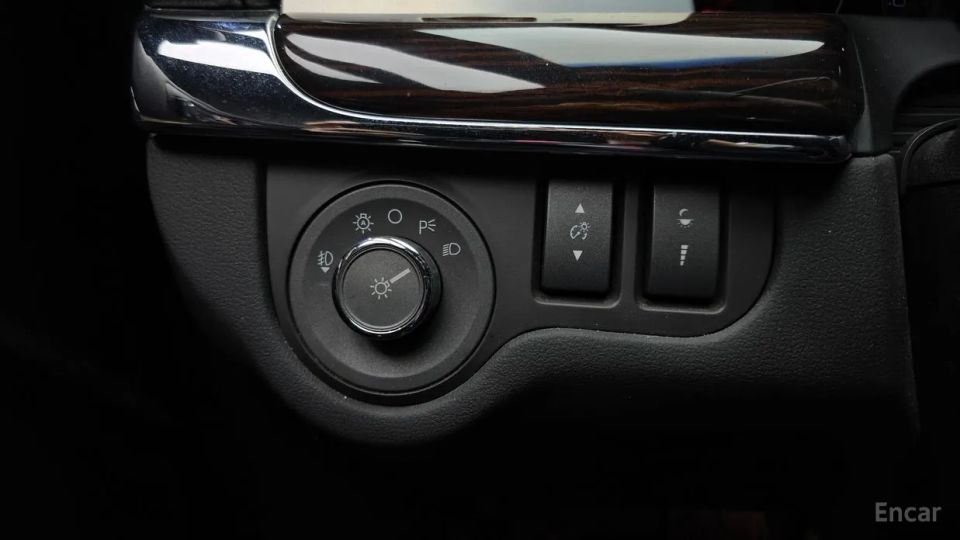 Lincoln MKS