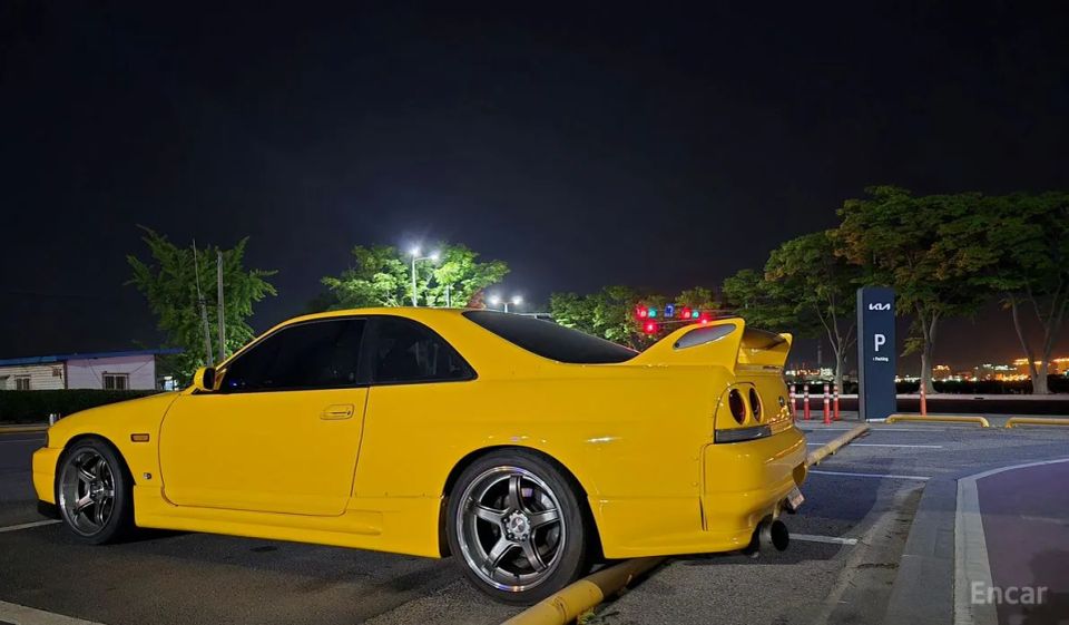 Nissan Skyline
