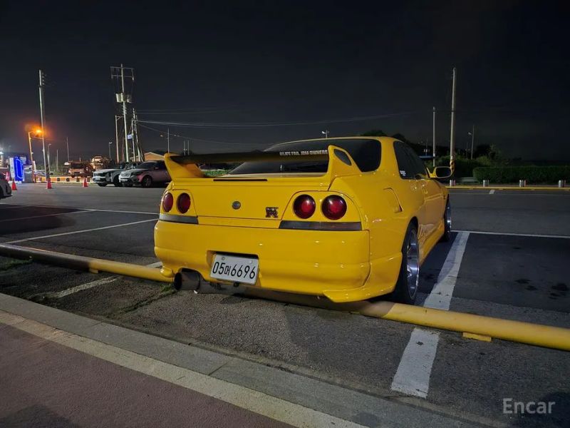 Nissan Skyline