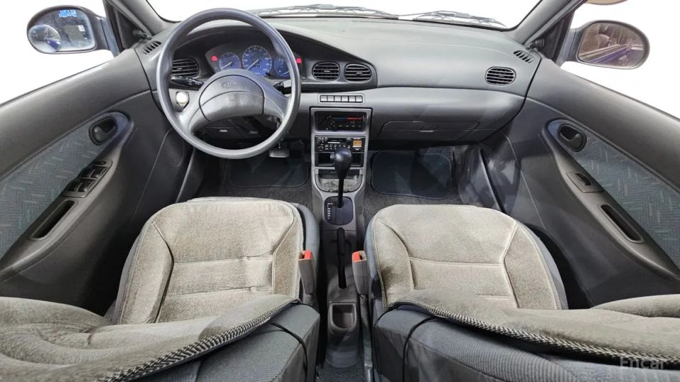 Kia Avella