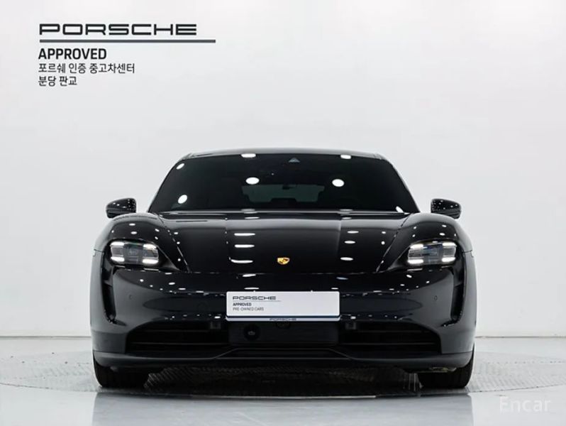 Porsche Taycan