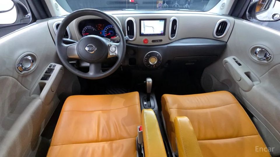 Nissan Cube