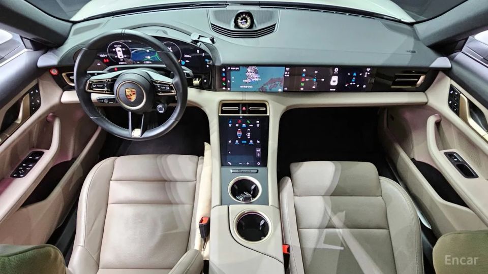Porsche Taycan