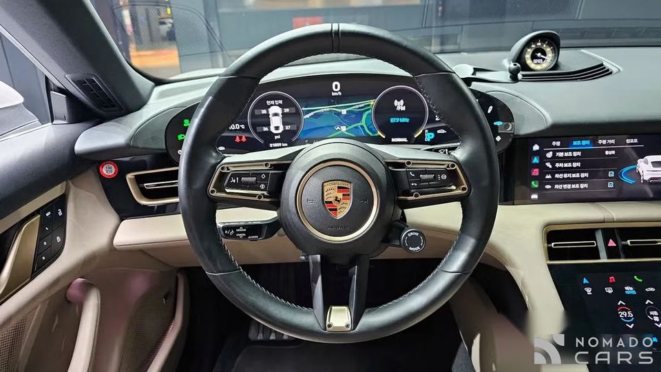 Porsche Taycan