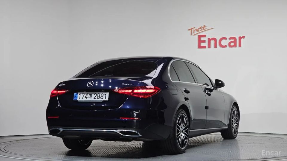 Mercedes-Benz C-Class