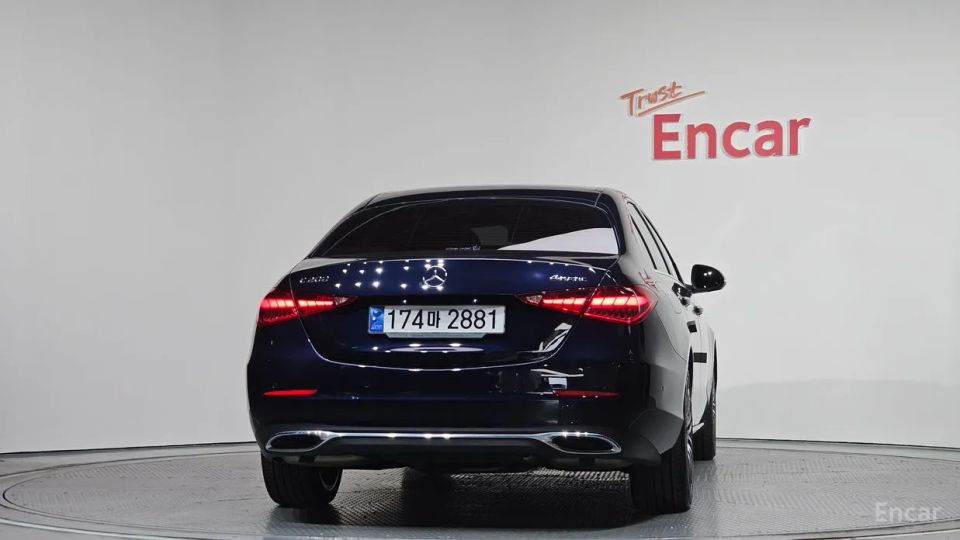Mercedes-Benz C-Class