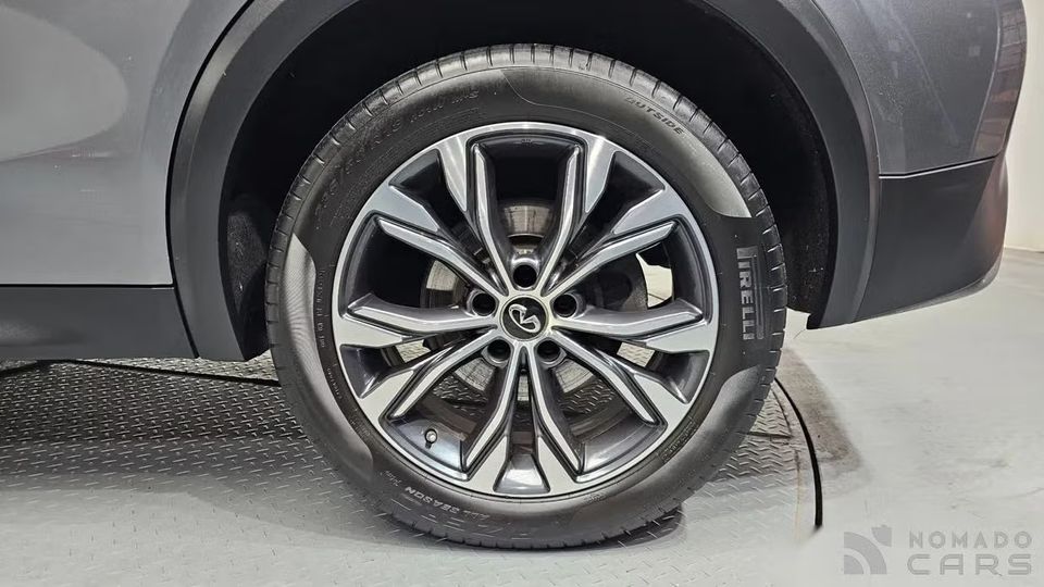 Infiniti QX30
