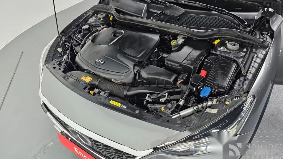 Infiniti QX30