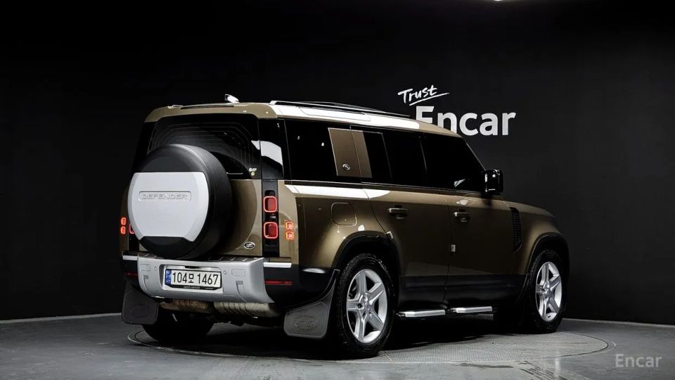 Land Rover Defender
