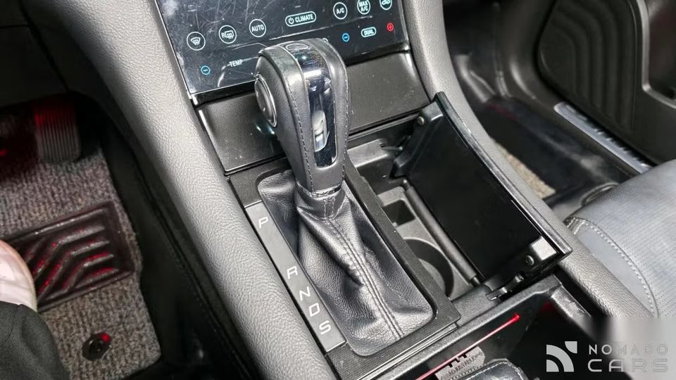 Ford Taurus
