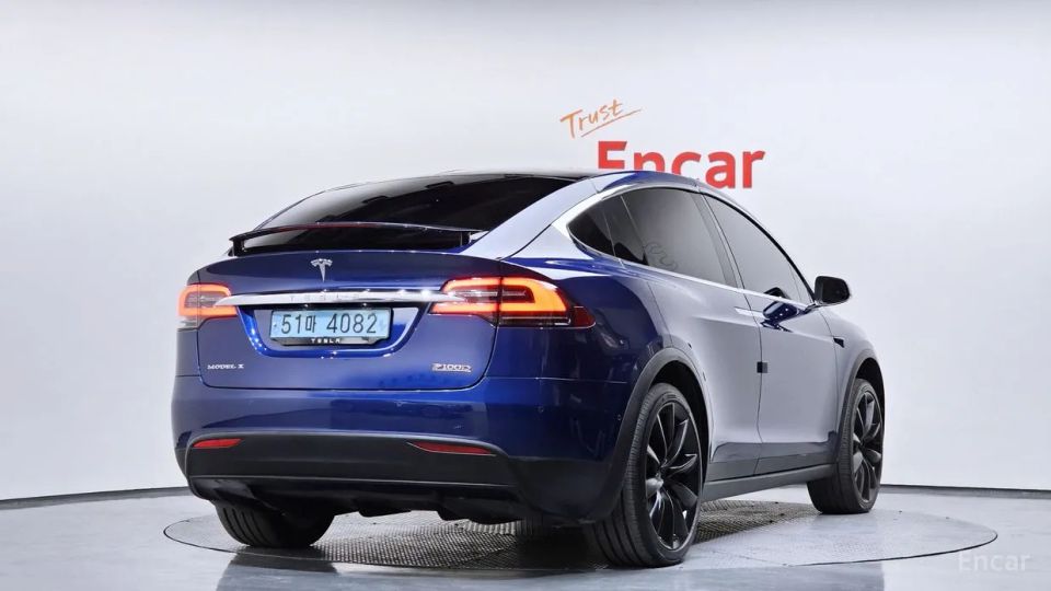 Tesla model-x