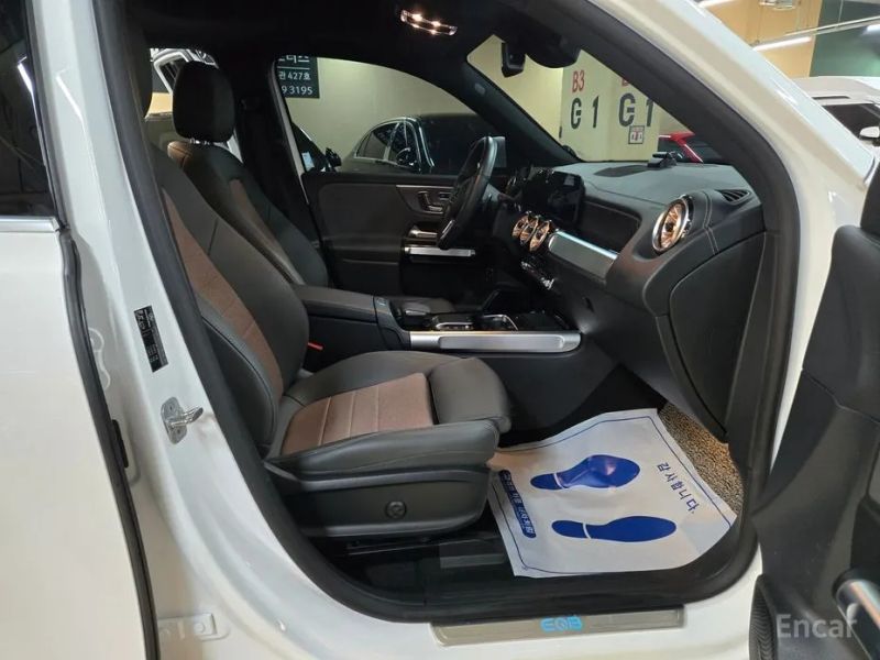 Mercedes-Benz EQB