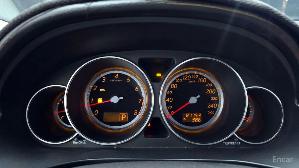 Infiniti M