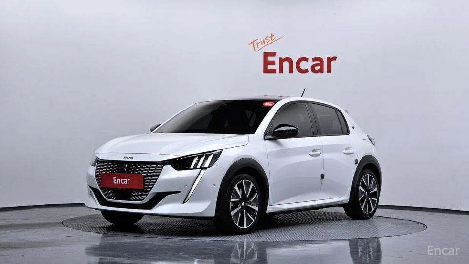 Peugeot 208