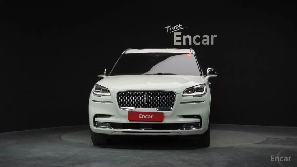 Lincoln Aviator