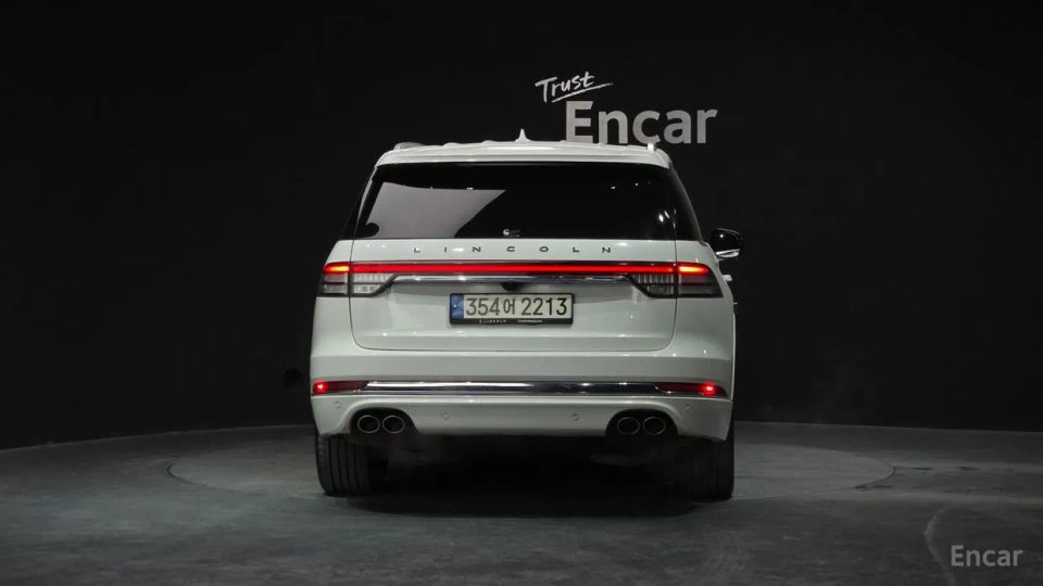 Lincoln Aviator