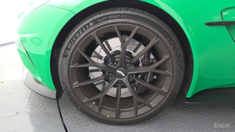 Astonmartin Vantage